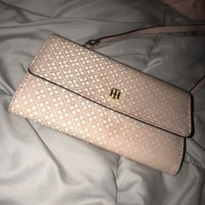 Tommy Hilfiger Wallet on a String light pink